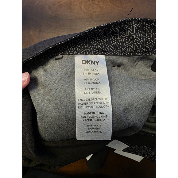 DKNY MENS BLACK CASUAL CARGO TECH DESIGNER STRETCH ZIP POCKET SHORTS SIZE 36 NWT - Picture 4 of 7